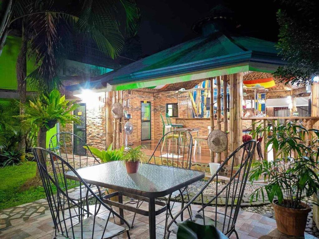 แบมบู การ์เดน บูทิก โฮเต็ล Hotel ตาโคลบัน ภายนอก รูปภาพ
