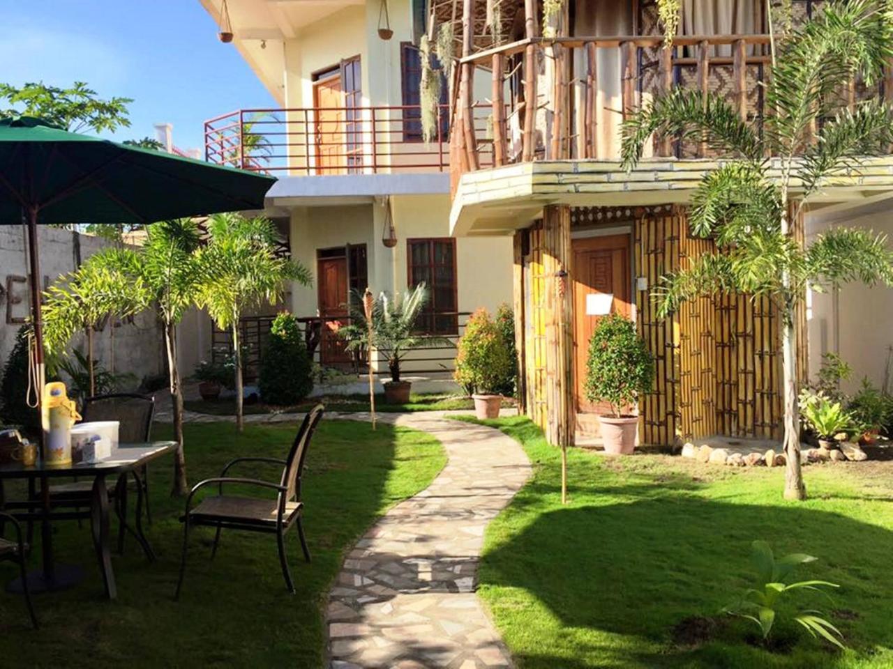 แบมบู การ์เดน บูทิก โฮเต็ล Hotel ตาโคลบัน ภายนอก รูปภาพ